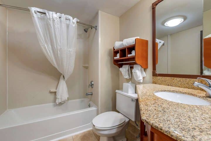 Room 20 of 31