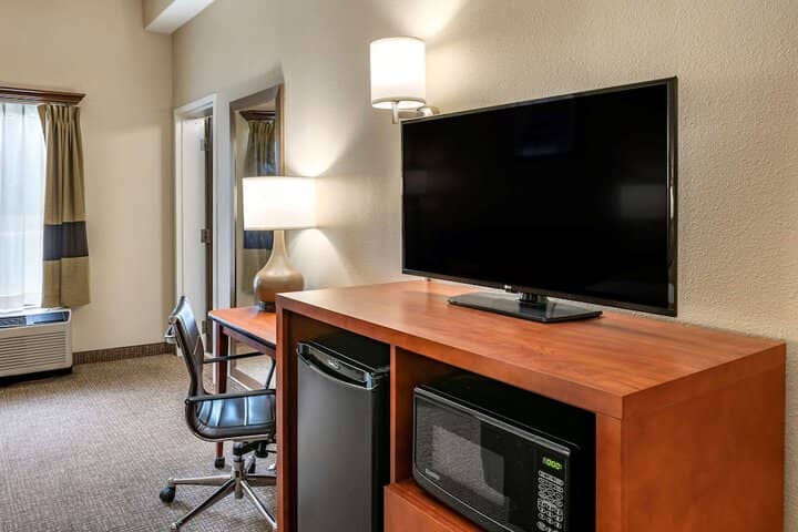 Room 16 of 31
