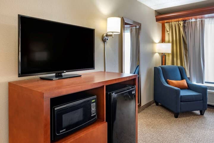 Room 17 of 31